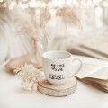 Biały kubek porcelanowy 300 ml - zabawny napis nie chce mi się dla miłośnika humoru na urodziny Biały kubek porcelanowy nadzwyczajnie.mom ze złotym zdobieniem i napisem Nie chce mi sie — 300 ml