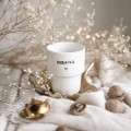 Kubek 300 ml bez ucha - Herbatka Złote Serce Kubek porcelanowy ze złotym sercem bez ucha - Herbatka nadzwyczajnie.mom — widok z boku na białym tle