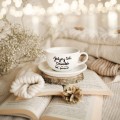 Biała filiżanka porcelanowa 250 ml ze spodkiem - napis jedyny taki dziadek na świecie ze złotym sercem dla dziadka na Dzień Dziadka Biały filiżanka porcelanowa nadzwyczajnie.mom ze złotym sercem i napisem ze spodkiem - Jedyny taki dziadek na świecie — 250 ml