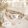 Biała filiżanka porcelanowa 250 ml ze spodkiem - motyw złotego serca i napisu jedyna taka babcia na świecie dla babci na Dzień Babci Biały filiżanka ze złotym sercem nadzwyczajnie.mom ze spodkiem - Jedyna taka babcia na świecie — porcelana premium 250 ml