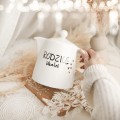 Dzbanek 1 litr - Rodzice idealni ZŁOTE SERCE Zbliżenie na złote zdobienie serca na białym produkcie porcelanowym Dzbanek 1 litr - Rodzice idealni nadzwyczajnie.mom