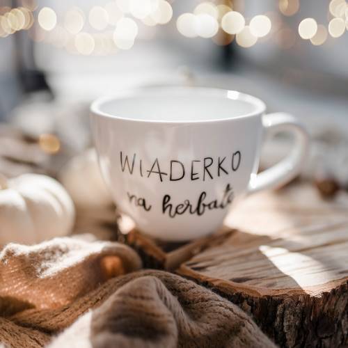 Dlaczego warto wybrać duży kubek na herbatę lub kawę?